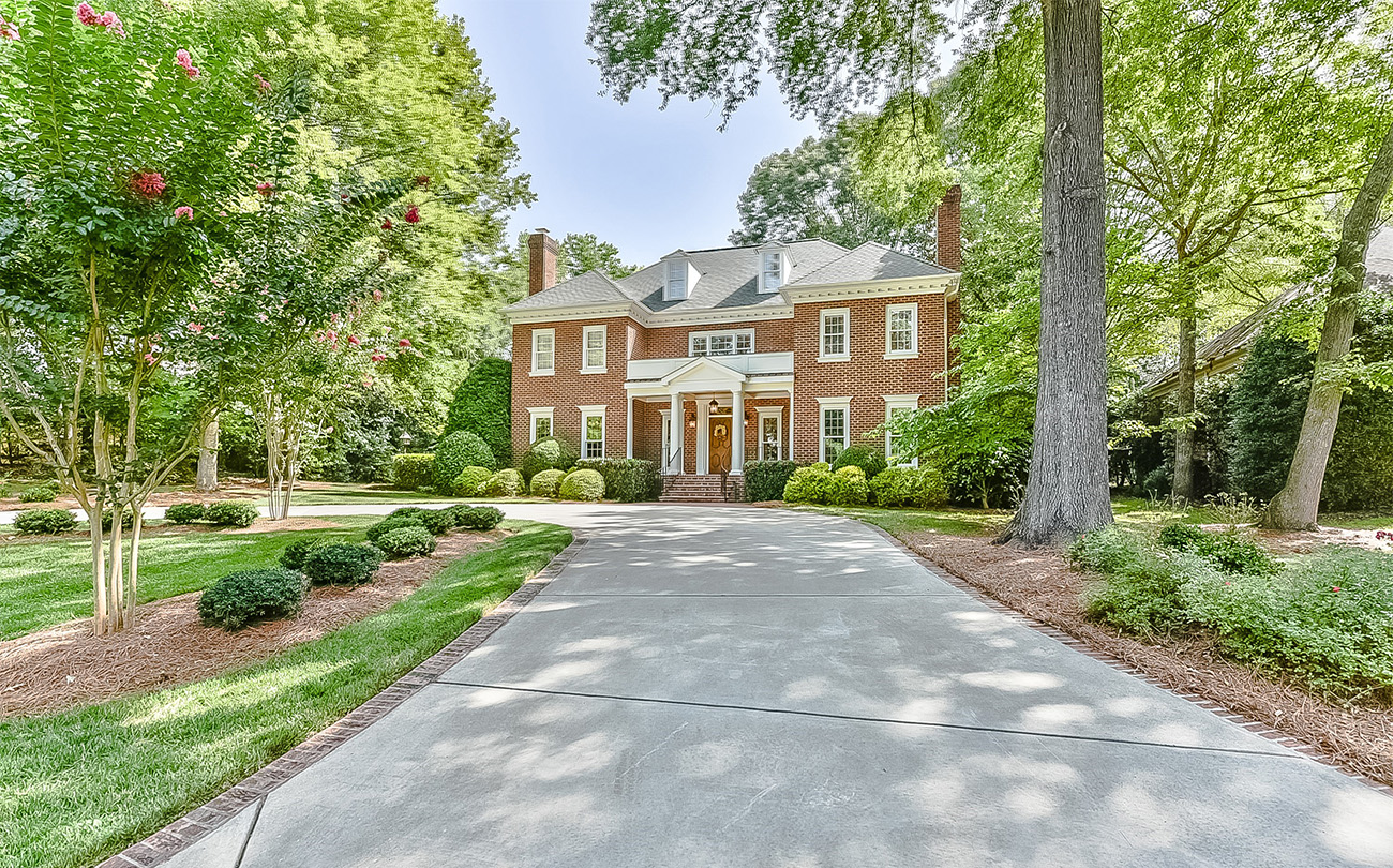 South Charlotte Homes Nina Hollander, Charlotte Real Estate Broker